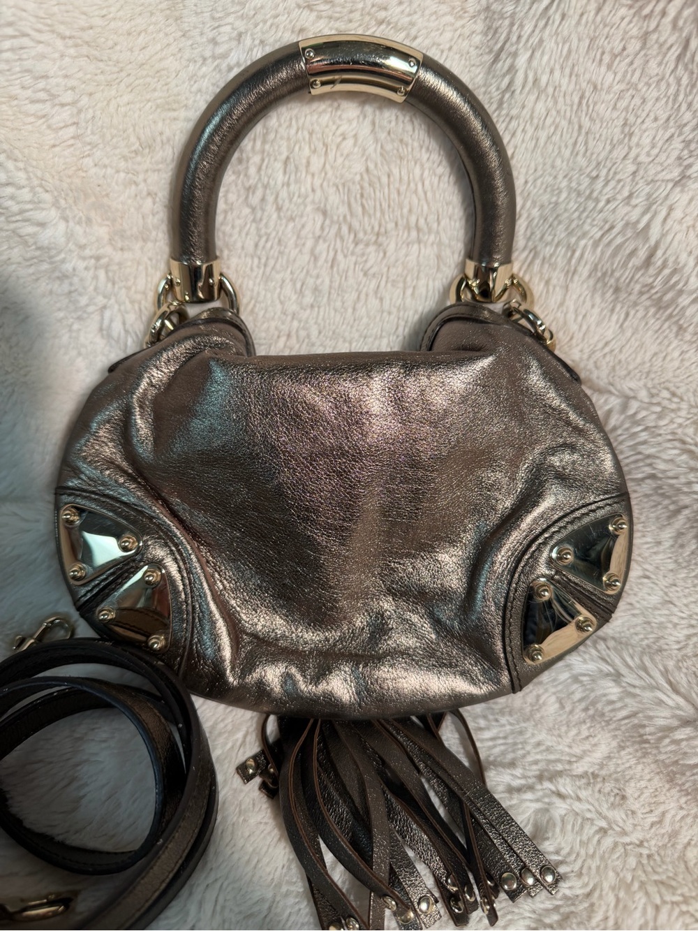 Gucci Small Indy Babouska Metallic Leather Bamboo Tassel Bag - Picture 8 of 16